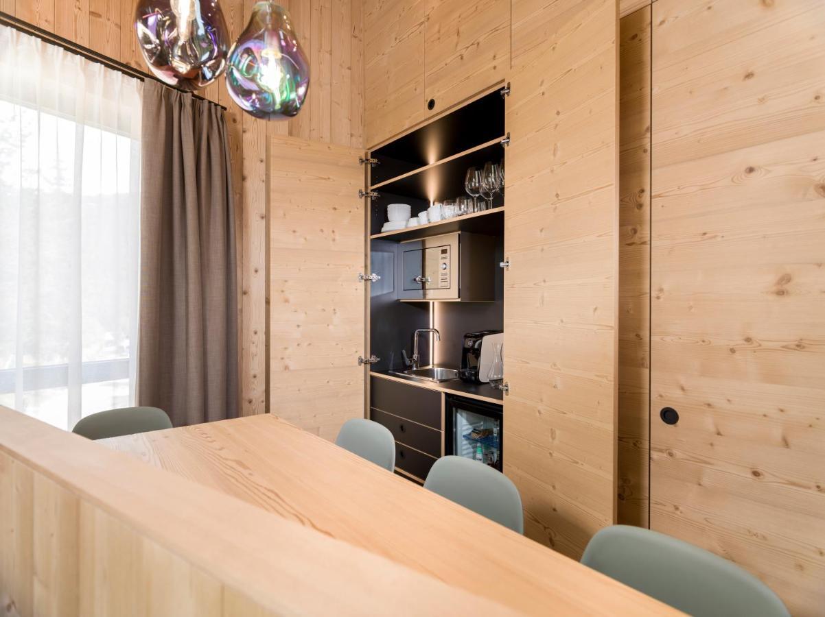 Skyview Chalets Am Camping Toblacher See المظهر الخارجي الصورة